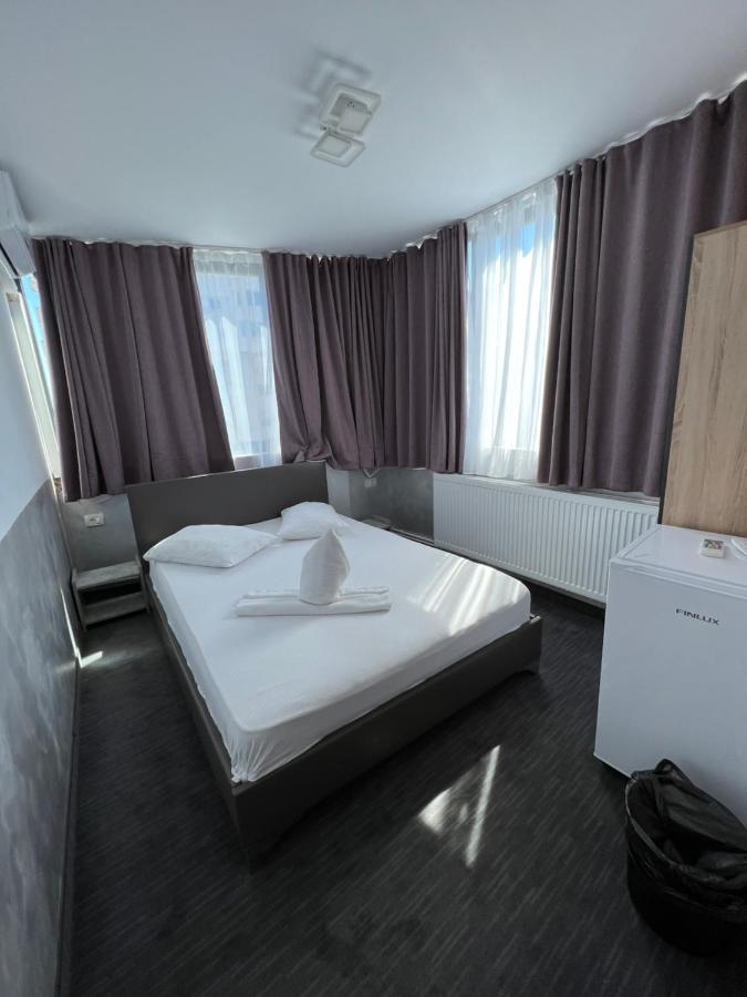 Hotel Miniom คอนสตันซา ภายนอก รูปภาพ